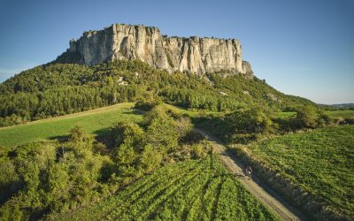 Castelnovo ne’ Monti and the Bismantova Rock welcome back the Appenninica show
